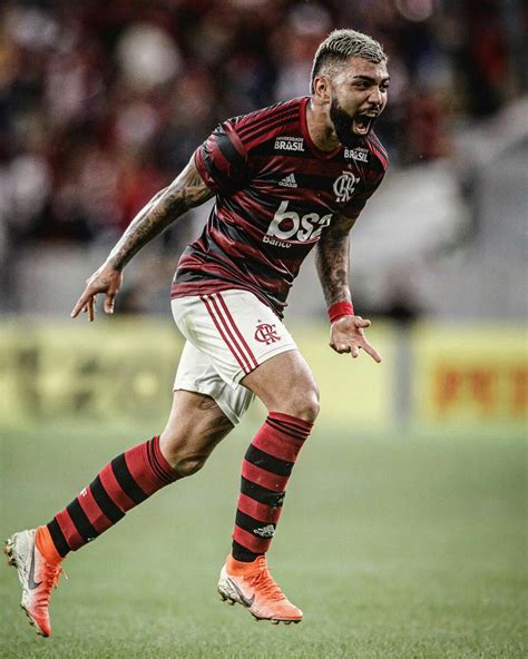 Kariyer istatistikleri (forma giydiği maç, gol, kartlar) ve transfer geçmişi. Flamengo - Gabigol 🔴⚫ | Fotos de flamengo, Flamengo ...