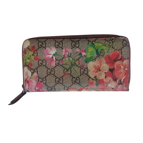 Gucci Monogram Floral Zip Wallet The Chic Selection
