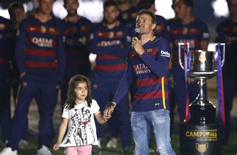 Antes luis enrique ya era conocido por ser jugador del real sporting de gijón, del real madrid y del barça cronológicamente. Luis Enrique: Spaniens Ex-Nationaltrainer trauert um ...