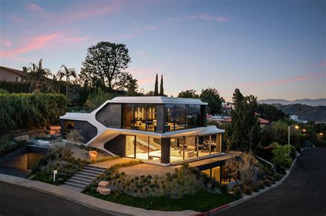 Bespoke Modern Mansion In The Hills Of Bel Air — Francis York
