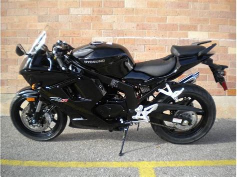 It is a fully fairing bike borrowed style from bigger gt650r. 2013 Hyosung GT250R Sportbike for sale on 2040motos