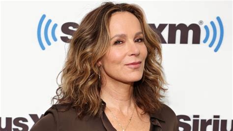 Dirty Dancing Star Jennifer Grey Looks Unrecognisable As She Portrays