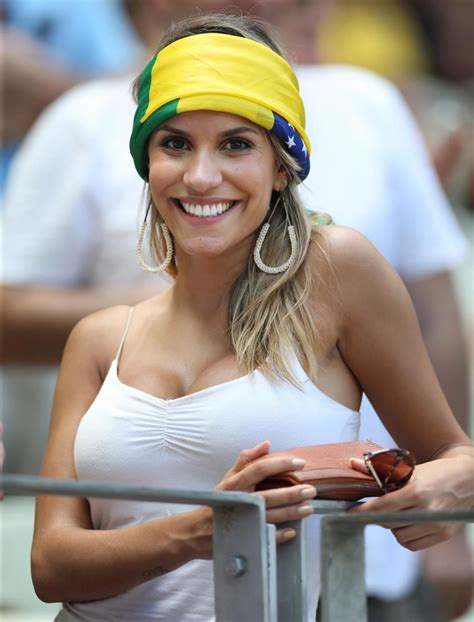 Hottest Fans Of The 2014 World Cup Hot Football Fans Womens Football