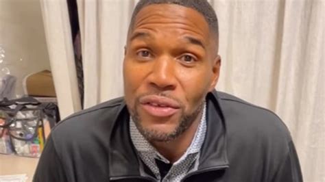 Gmas Michael Strahan Reveals What He Does Before Going To Work Including His Shower Routine