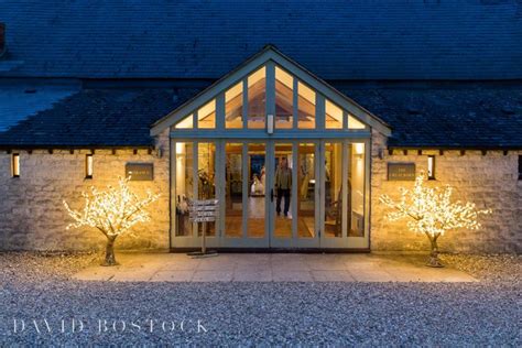 The Great Barn Aynho Wedding Oxfordshire Gemma And Ross