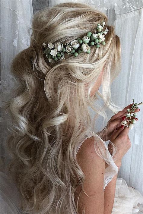 30 Elegant Wedding Hairstyles For Gentle Brides Page 4 Of 11