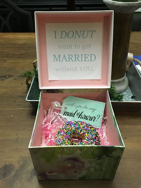 A Diy Bridesmaid Proposal A Sweet Way To Ask Your Bridal Party Bridesmaid Proposal Diy