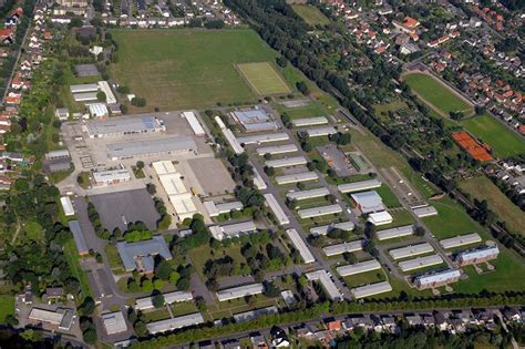 In den kommenden monaten machen sie einen großteil der 70 gebäude dem erdboden gleich. History Page