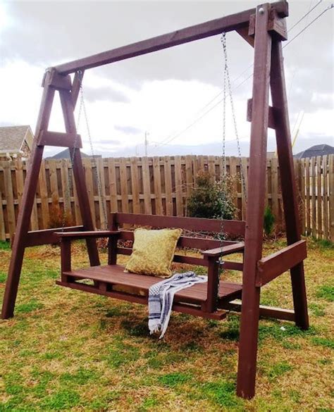 30 Diy Backyard Projects To Try This Spring Diy Projects Backyard