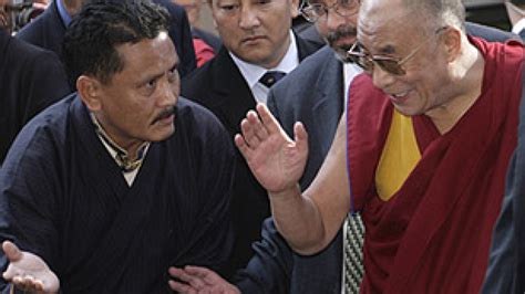 bush meets dalai lama news al jazeera