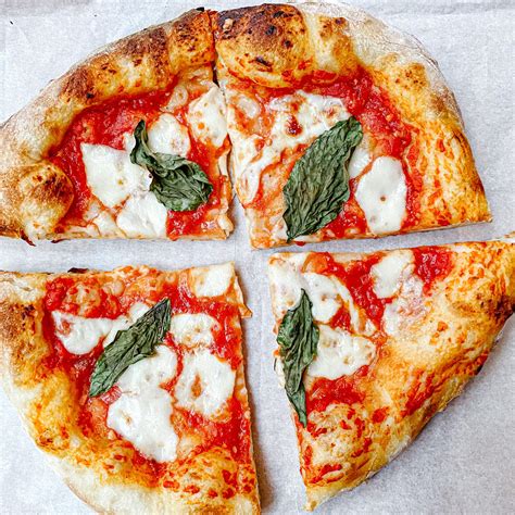 Italian Margherita Pizza - Plum Street Collective
