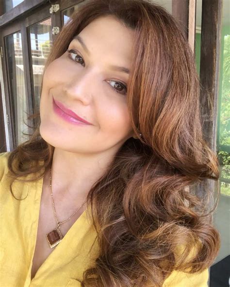 5 hal yang dianggap sopan dan tidak. Biodata, Profil dan Fakta Tamara Bleszynski