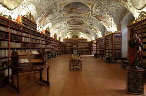 世界一美しい図書館のあるプラハとウィーンに行ってどちらが美しいか確かめてみた｜タビホリ