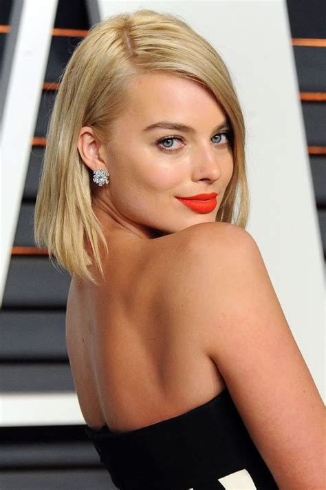 Margot Robbie Gets Robbed A Lot The Cut