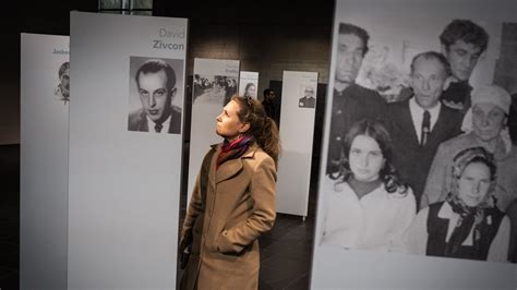 Germany Confronts In Unique Exhibit Its ‘holocaust Of The Bullets The New York Times