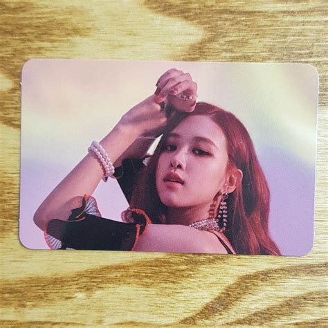 Front Two Rose Official Photocard Blackpink 1st Mini Album Square Up