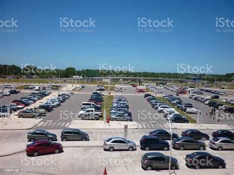 Busy Parking Lot Stock Photo Download Image Now Busy Car City