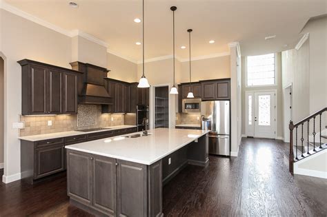 When remodeling kitchens, one of the most complicated as far as some basic elements of design and construction, there are two designs to consider: New Kitchen Construction with Marsh Cabinets, Stanisci ...