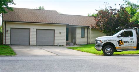 Perryville overhead door and midwest garage in perryville & cape girardeau, mo installs residential and commercial garage doors and openers from the top brands in the industry. About Midwest Garage Door Company | Serving Central Illinois