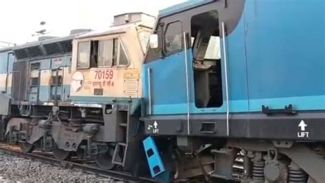 India News Two Goods Trains Collide In Sultanpur Many Bogies Jump