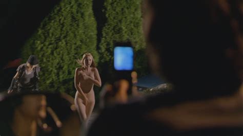 Emily Tennant Nude Pics Seite 1
