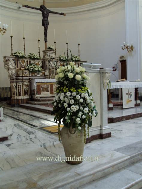🤶 iscriviti al mio canale youtube. composizione floreale in anfora di terracotta bianca - Fiorista Roberto Di Guida