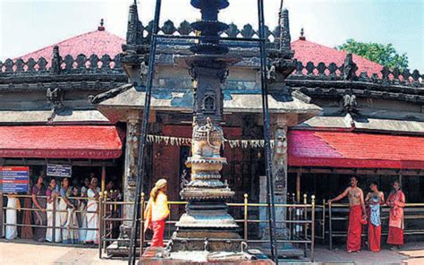 Offer Your Prayers At Sri Mookambika Temple Near Udupi Where You Will