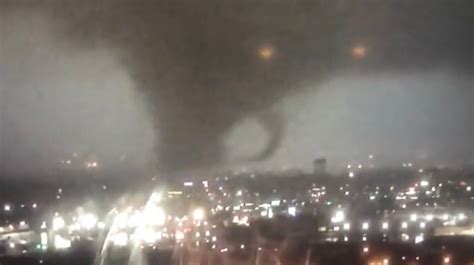 Devastador Tornado Arrasa Nueva Orleans Causando Destrucción Masiva