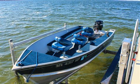 14 Ft Aluminum Fishing Boat Rental In Chitek Lake Getmyboat