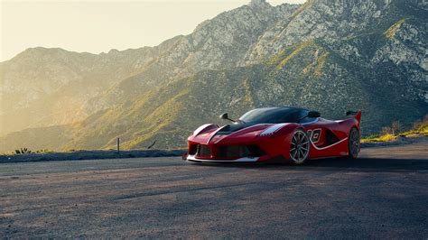 Fond Décran Ferrari Supercar Voiture De Sport Rouge Montagnes