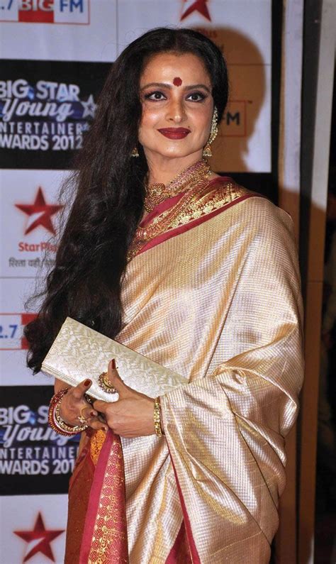 Rekha In Half White Kanjivaram Saree With Red Border Sari Beautiful Sari Pinterest Saree