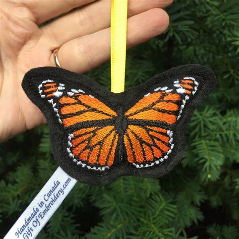 Beautiful Monarch Butterfly Tree Ornament Tofembroidery