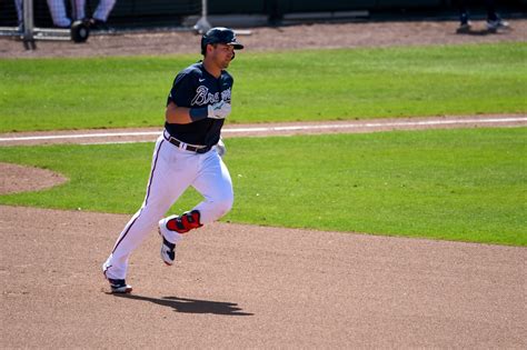 Watch Braves Austin Riley Blasts Moonshot Nearly Out Of Citi Field