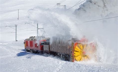 Dampfschneeschleuder Zug Schweiz Switzerland Work Train Train