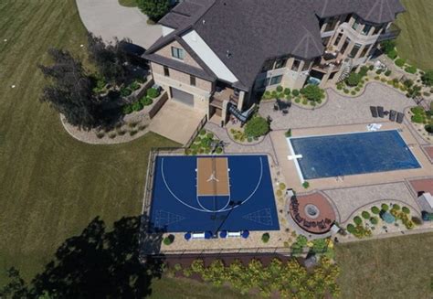 Luxury Riverfront Home In Iowa With Pool And Basketball Court Mansions