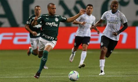 O centroavante henrique almeida ainda pertence ao grêmio até o final do ano, mas ele deu declarações na imprensa de portugal que quer permanecer lá. CBF altera horário do jogo entre Grêmio e Palmeiras pela final da Copa do Brasil - Esportes ...