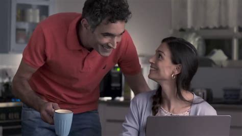 כלי נוסף שקבעה המדינה להבטחת הכנסה מינימאלית ולעידוד יציאה לעבודה, הוא מס הכנסה שלילי או מענק עבודה. ‫מענק עבודה / רשות המיסים - עובד לי‬‎ - YouTube