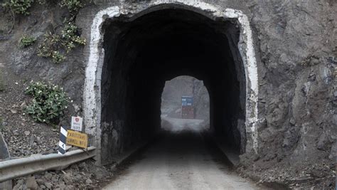 Work starts to make Kaikōura tunnels taller | Stuff.co.nz