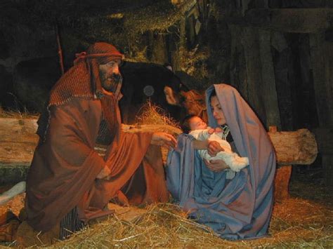 Deck The Holidays How Nativity Displays Began