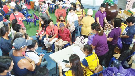 Sm Foundation Holds Medical Mission In Capiz Iloilo