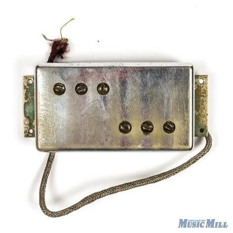 That said, the lollar is a faithful sonic reproduction of the original fender wide range humbuckers. Vintage 1970's Fender Wide Range Humbucker (USED) | Reverb