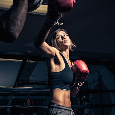 Reasons We Love Boxing Boxing Girl Fitness Body Shoulder Workout