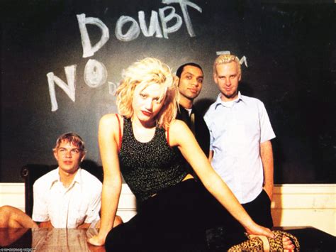 Maak je eigen versie van sunday morning beroemd gemaakt door no doubt. Music House: No Doubt - Sunday Morning