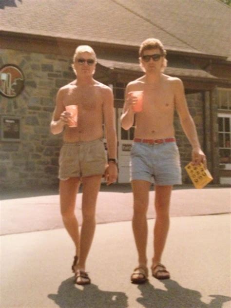 1970s Pics Of Mens Shorts Show A Forgotten Fashion Trend