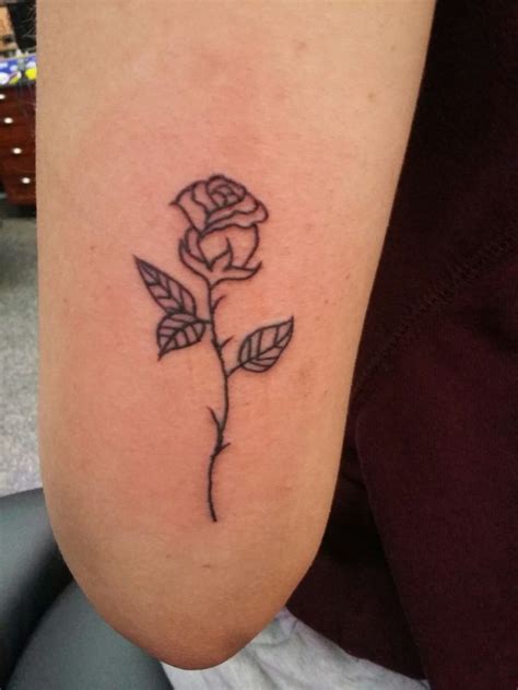There is even a celebrated shake 'n' move band called 'rose tattoo'. Black Rose outline tattoo | Rose outline tattoo, Rose ...