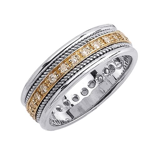 A simple yellow gold band and they were all set. Keep these Points in Mind When Picking Men's Wedding Bands ...
