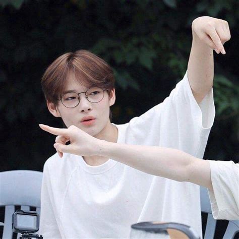 Because his highlighters are very precious to him. Enhypen Niki di 2020 | Gambar, Jay, Kim