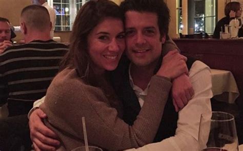 De acordo com a colunista fábia oliveira, marina já estaria de volta de viagem romântica com guilherme mussi. MidiaNews | Rebeca Abravanel se separa de Guilherme Mussi ...