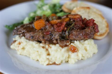 2 to 4 beef chuck short ribs, separated or on a full rack rub: The Best Beef Chuck Riblets - Best Recipes Ever