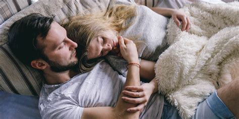 The Science Of Snuggling 7 Incredible Benefits Of Cuddling Yourtango